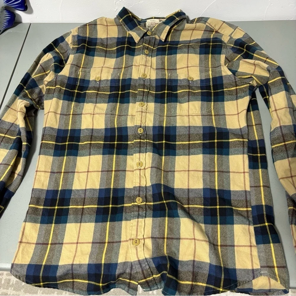 J. Crew XLT Men's Regenerative Cotton Mid-Weight Flannel Button Front Shirt